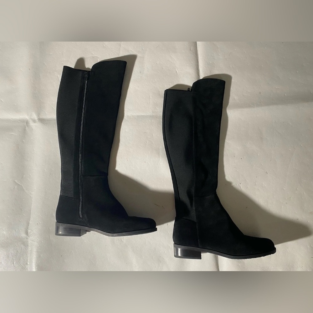 NEW- Size 5.5M Womens Copper Key Zip Up Knee High Boots Block Heel Leather Black